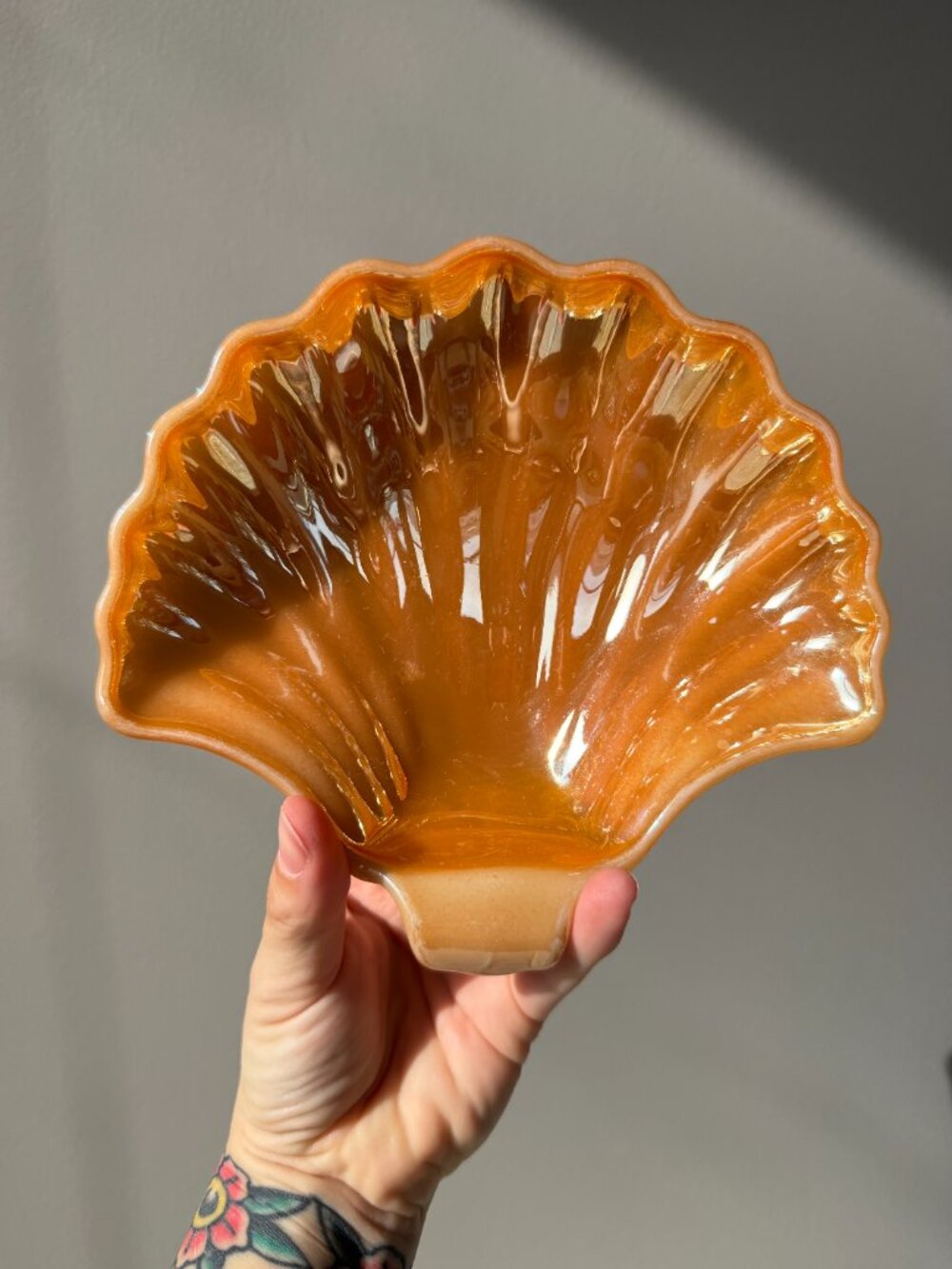 3/$30 🌟 Vintage Orange Fire King Lustreware Shell Dish - Picture 2 of 9